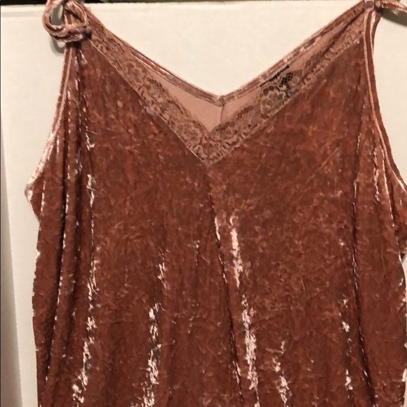 Tank top - Picture 5 of 9